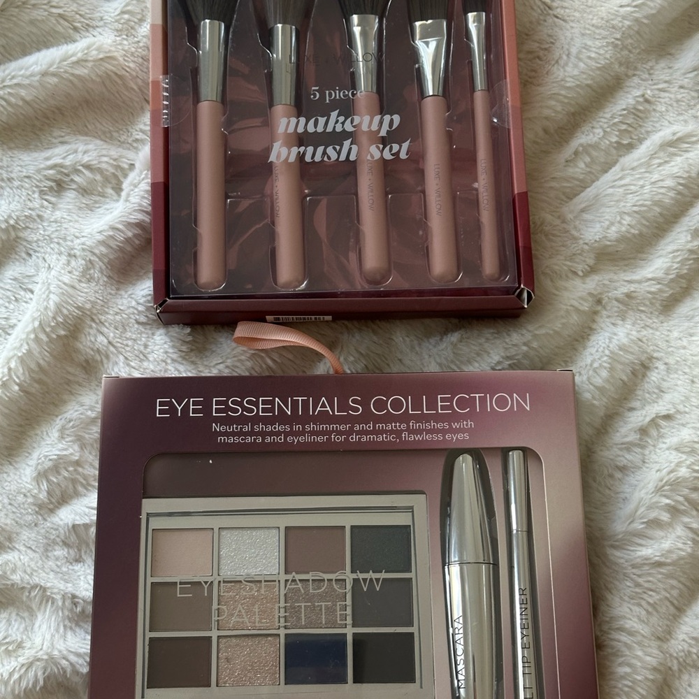 Eye Essentials Collection with Makeup Brush Set